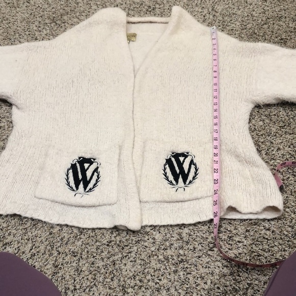 Wildfox White Label Cardigan Sweater Size XS Cream Eyelash Embroidered Monogram - Picture 10 of 11